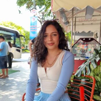 Babysitter Hemmingen (Baden-Württemberg): Jennifer