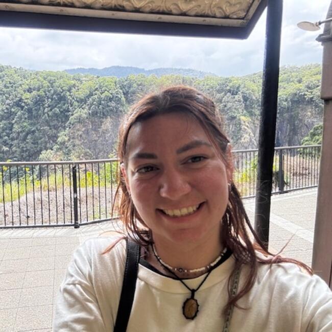 Babysitter in Lambersart: Meggy