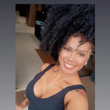 Babysitter in Umuarama: Viviana