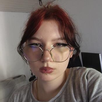 Babysitter Saint-Julien-sur-Reyssouze: Yulia