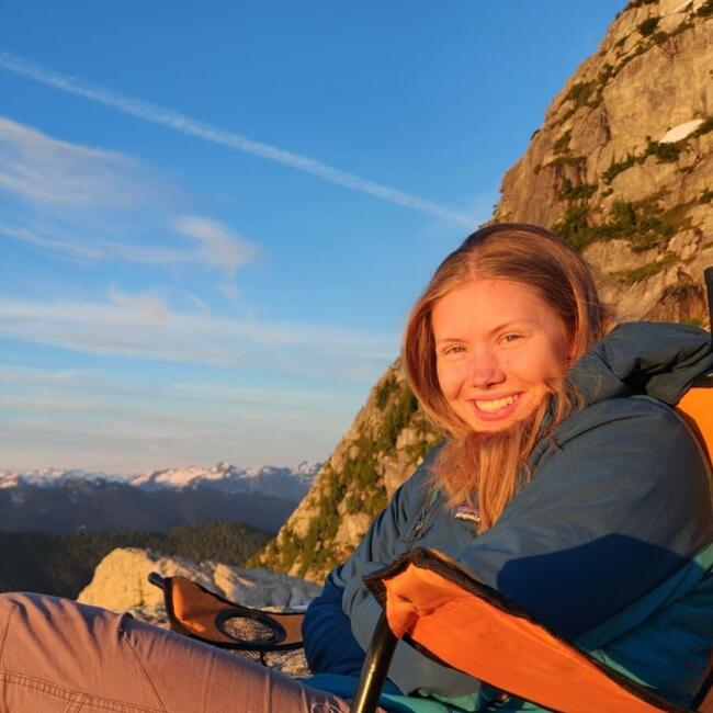 Babysitter in Innsbruck: Mara