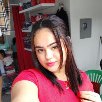 Babysitter Barra da Tijuca: Ana