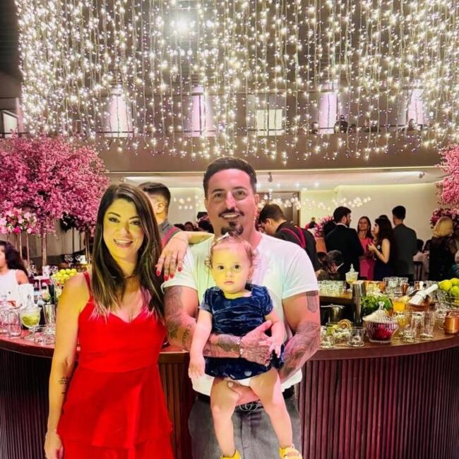 Babysitting job in São Paulo: Claudia