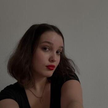 Babysitter in Capdenac-Gare: Clara