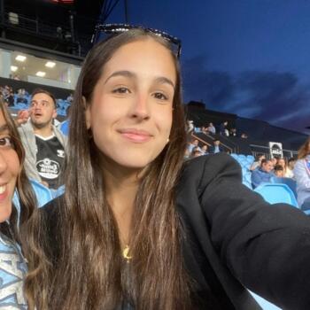 Niñera en Mosende (Provincia de Pontevedra): Julia