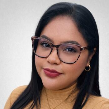 Babysitter in Panama City: Anais