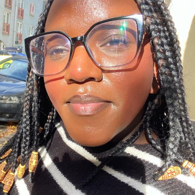 Babysitter in Vienna: Riziki )