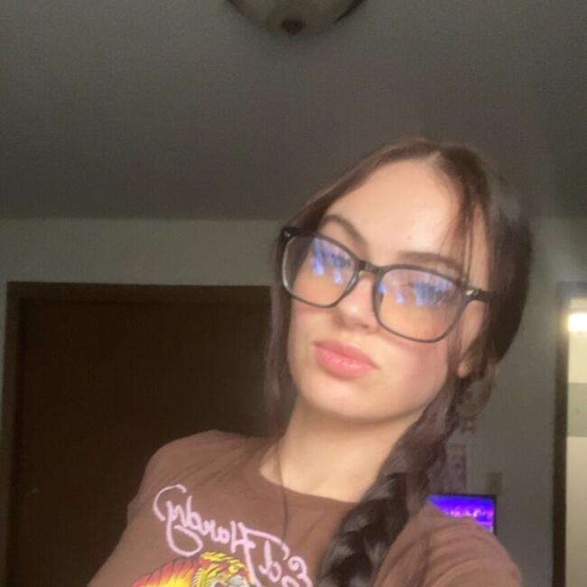 Babysitter in Sioux Falls: Brooklyne