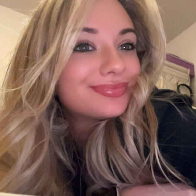 Babysitter in Fontainebleau: Elena