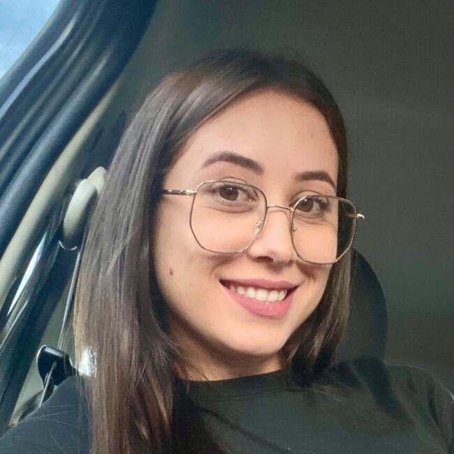 Babysitting job in Uberlândia: Andréia