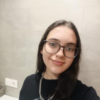 Canguro en Logroño: Leire