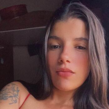 Babysitter in Uberlândia: Rayssa