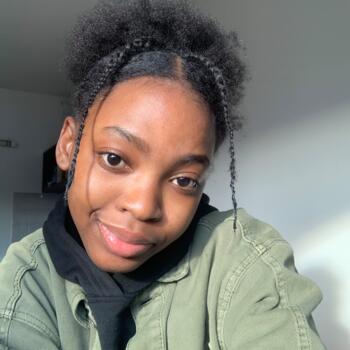 Babysitter in Rennes: Nadjida