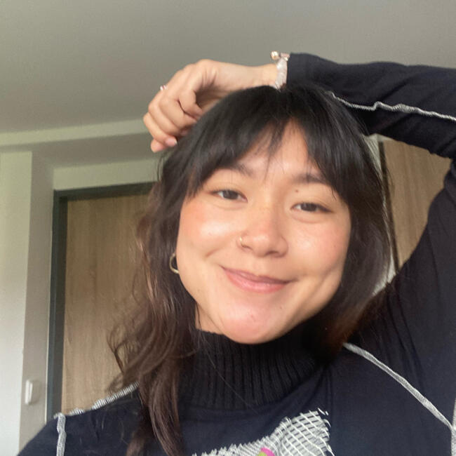 Babysitter in Prague: Lilylinh