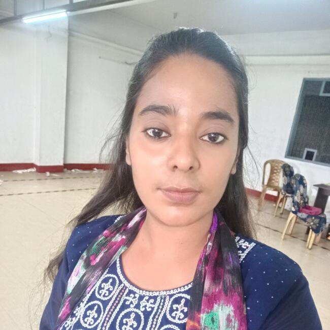 कोलकाता में बेबीसिटर: Punam