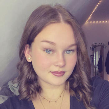 Babysitter in Le Havre: Anais