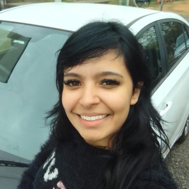 Babá em Palhoça: Bruna