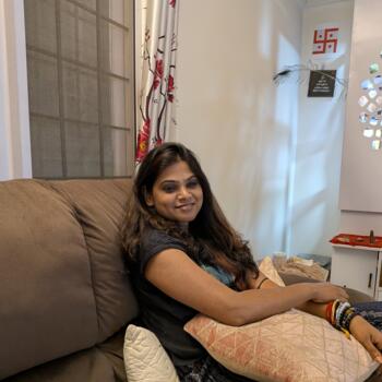 बंगलौर में बेबीसिटिंग की नौकरी: बेबीसिटिंग से जुड़े काम Monika