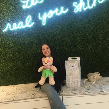 Babysitter Cypress: Roni