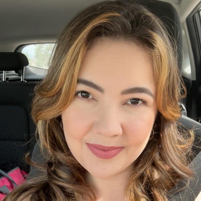 Emprego de babá em Goiânia: Mônica