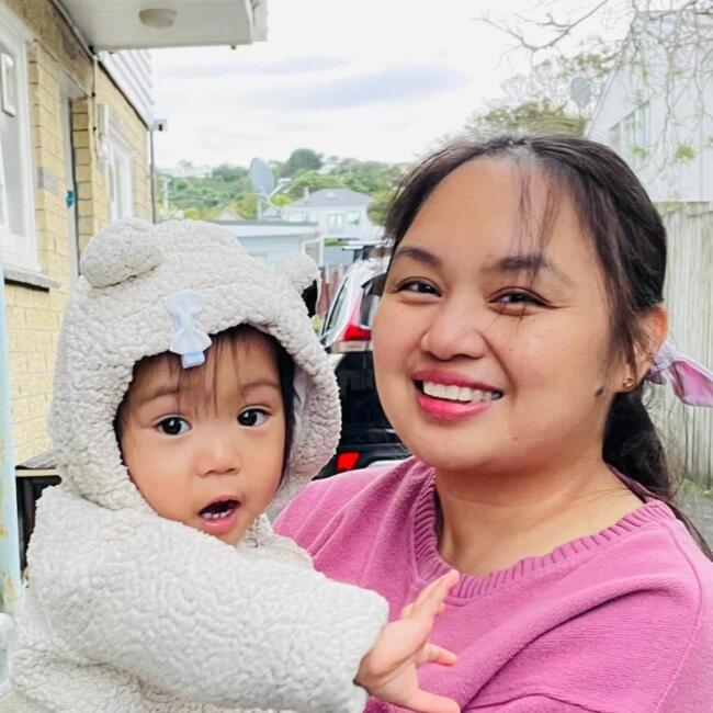 Babysitter in Wellington: Divina