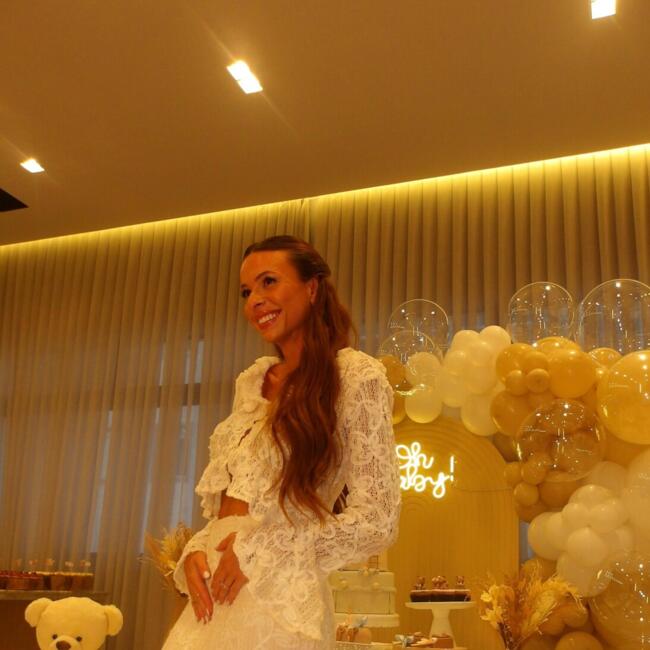 Babysitting job in Itapema: TAINARA