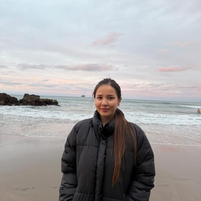 Babysitter in Auckland: Sagun