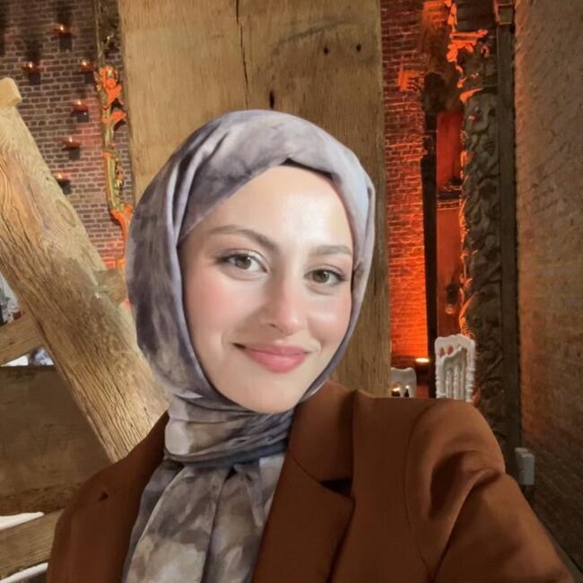Babysitter in Anvers: Tuğba