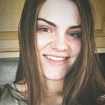 Babysitter Parker (Colorado): Maya