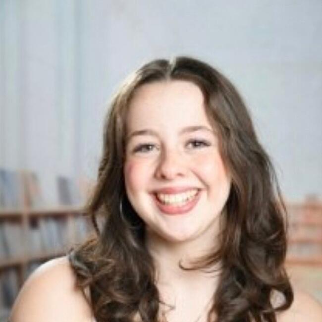 Babysitter in Villeurbanne: Laura