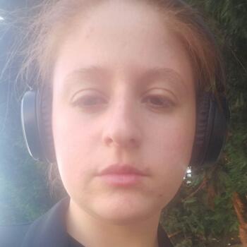 Babysitter in Pierrefitte-sur-Seine: Adada