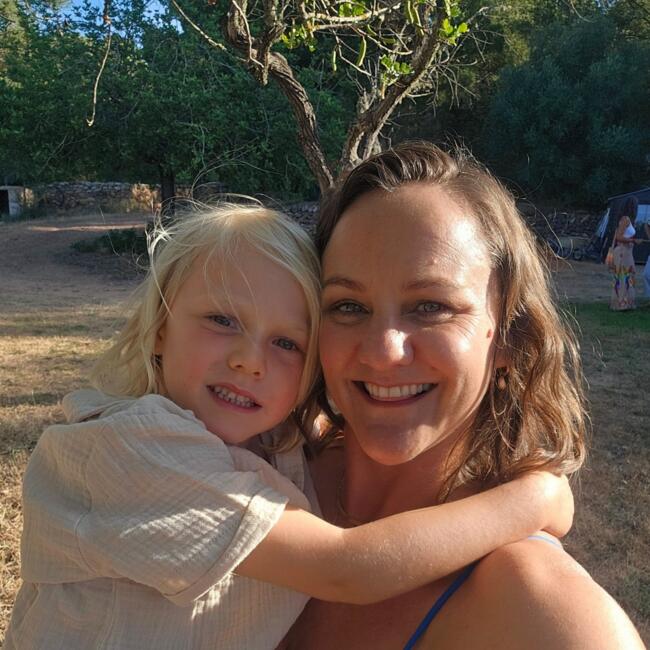 Babysitting job in Colares: Rachel
