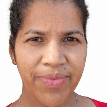 Nanny in Barcelona: Pinky