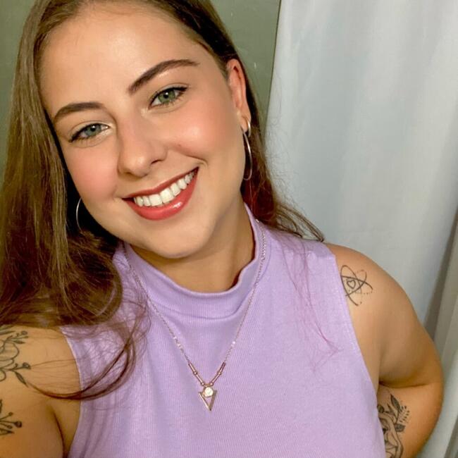 Babá em São José (São José): Laura