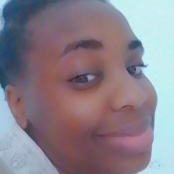 مربية أطفال في الرياض: Salama