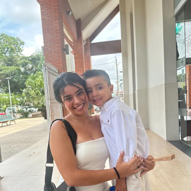 Babysitter in Providencia: Stefani