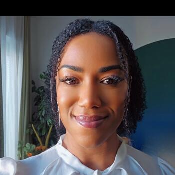 Babysitter London: Chennez