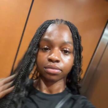 Babysitter Woodside (Westchester): Aaliyah