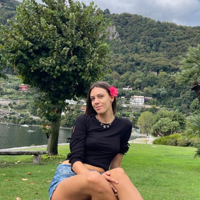 Babysitter a Milano: Elena