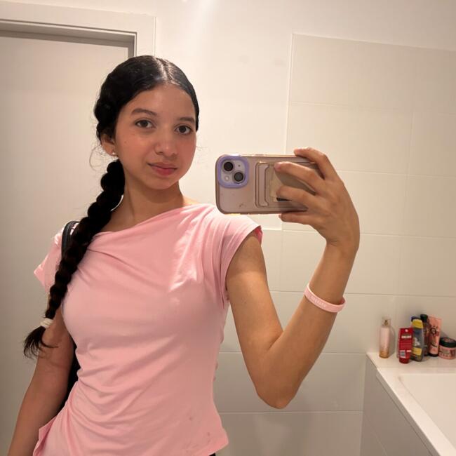 Babysitter in Vienna: Nohemi sira