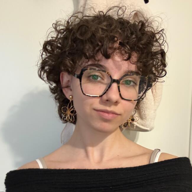 Babysitter a Chiaravalle: Aurora