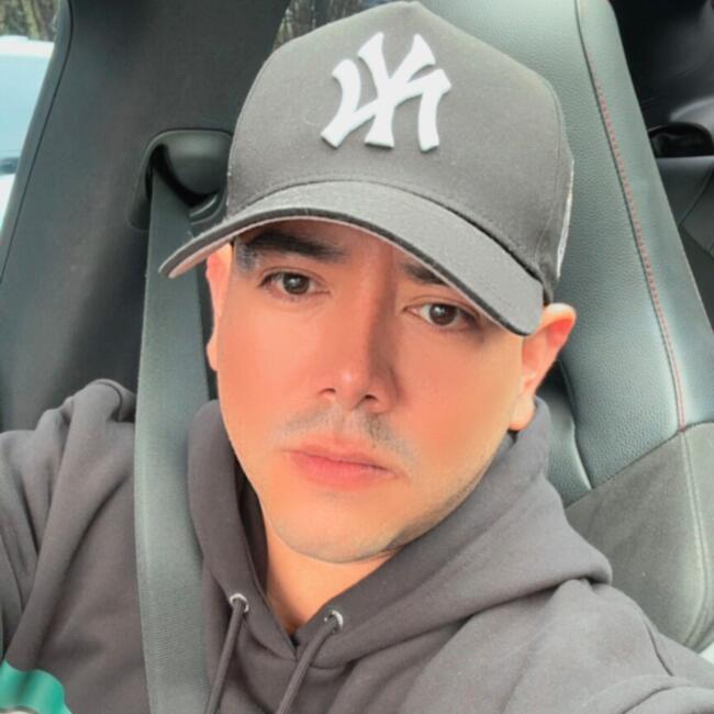 Babysitting job in Medellín: Carlinhos Palacios