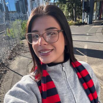 Babysitter Melbourne: Sian