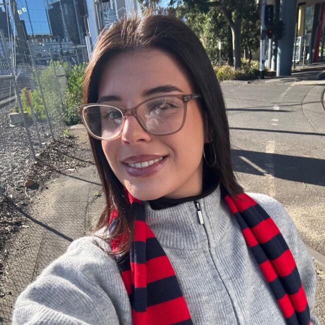 Babysitter in Melbourne: Sian