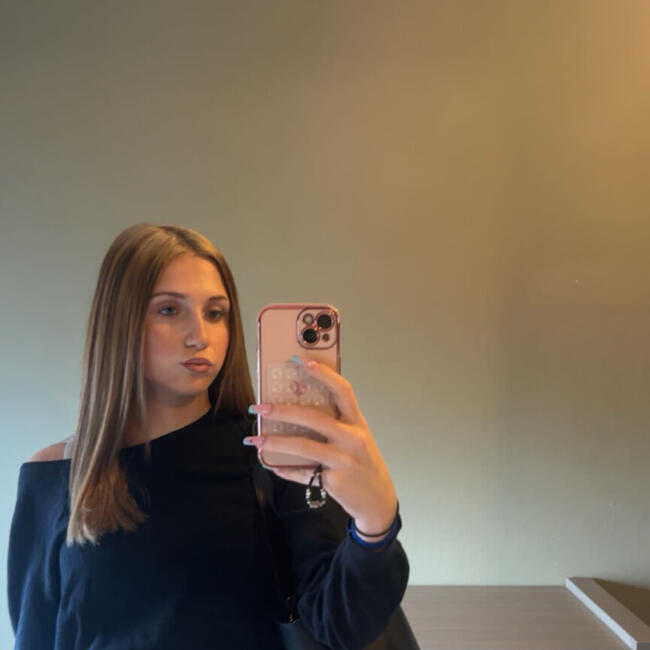 Babysitter in Pittem: Djolien