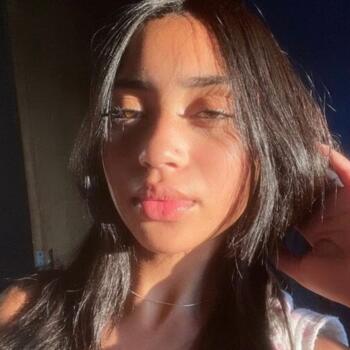 Babysitter in Cotia: Anna beatriz