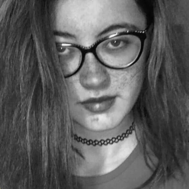 Babysitter in Cergnago: Anna