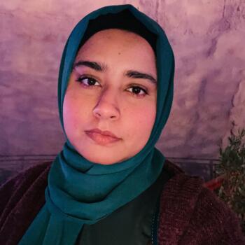 Babysitting job in Khobar: babysitting job Linta