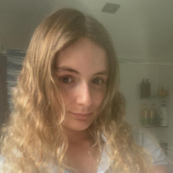 Babysitter in Paraparaumu: Stella