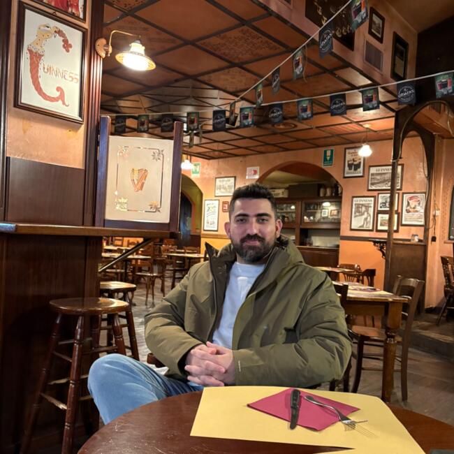 Babysitting job in Ancona: Muhammad Kashif Aakash